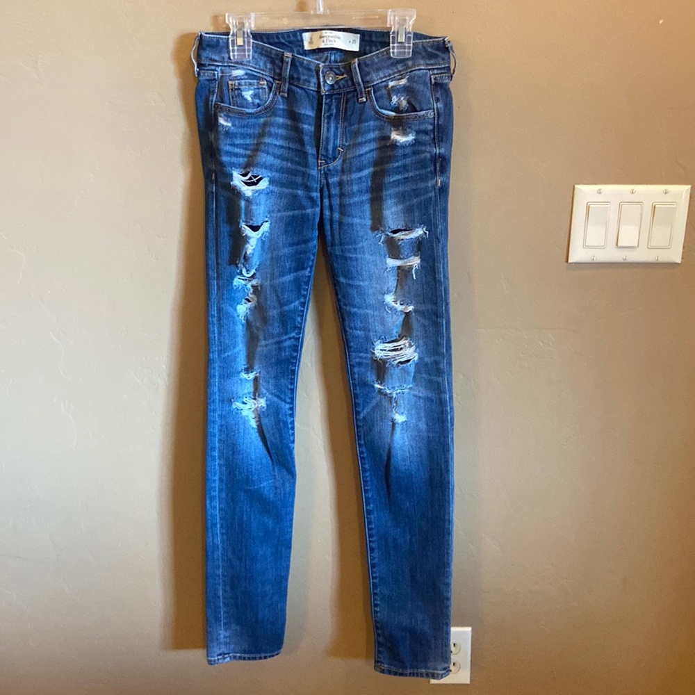 Abercrombie & Fitch straight leg